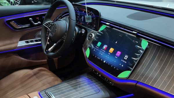 Alternative view of Mercedes-Benz E 200 Exclusive