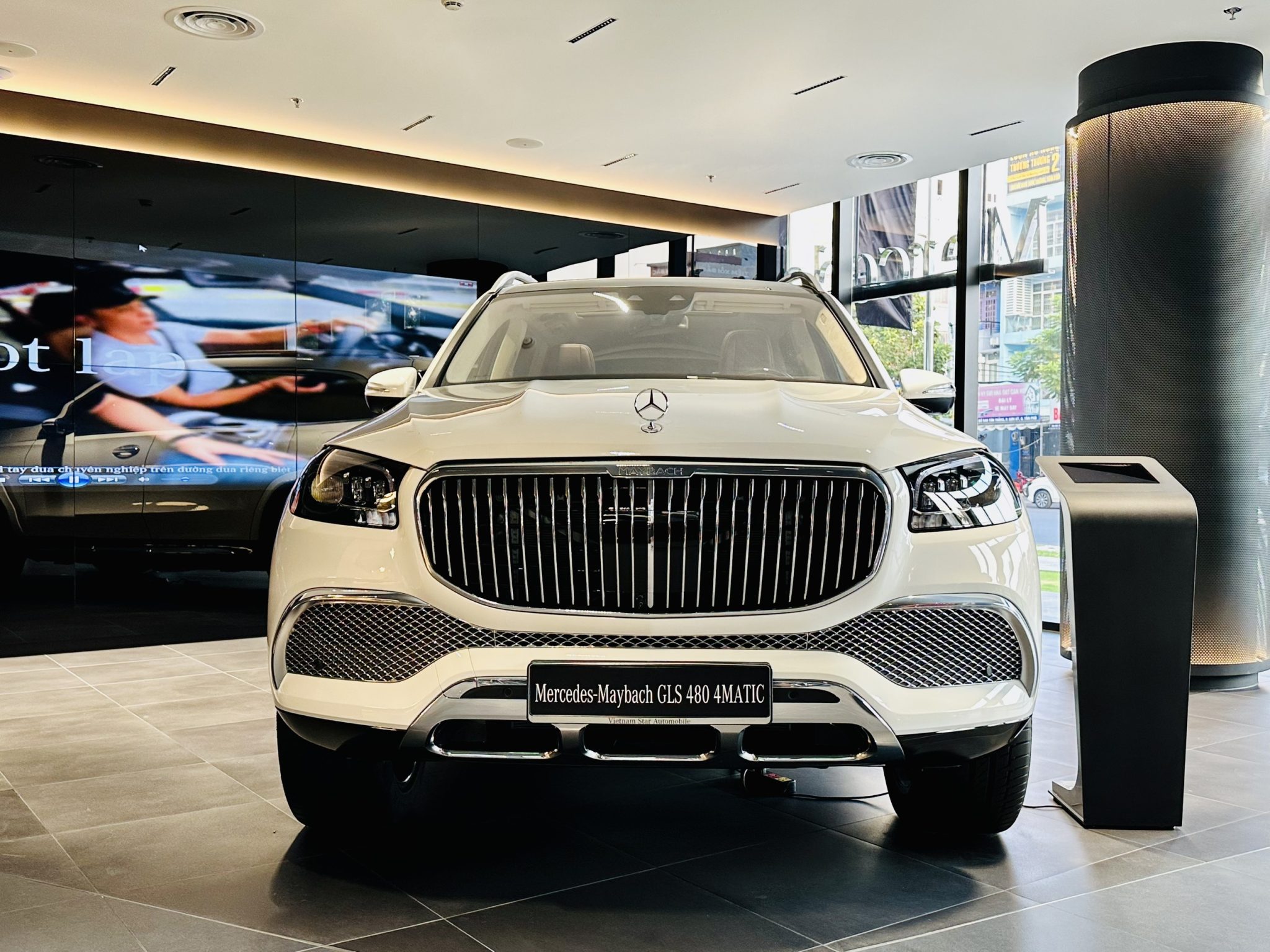 Mercedes-Maybach GLS 480 4MATIC - Ảnh 9